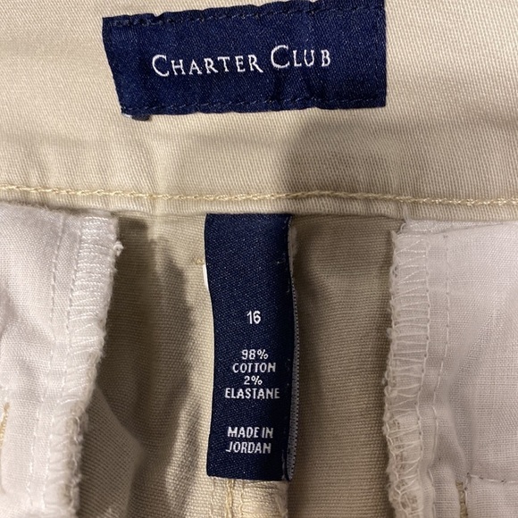 O womens Charter Club casual solid beige stretch knee length shorts size 16 - Picture 3 of 3